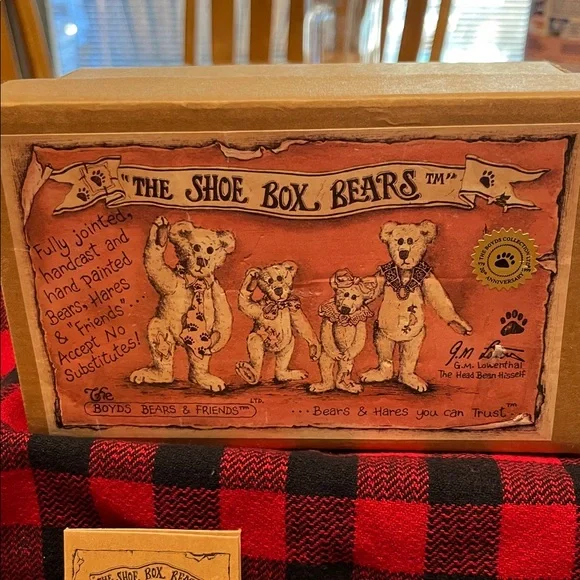 The Shoe Box Bears by Boyd’s Bears & Friends - Picture 3 of 3